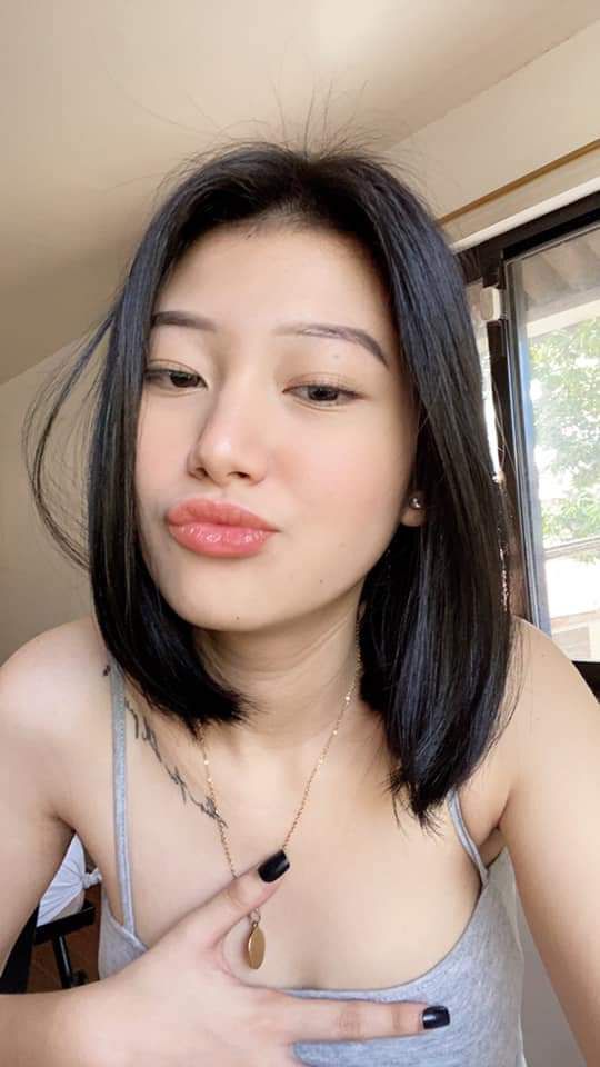 Em giúp việc chăm chỉ bú cu cho ông chủ